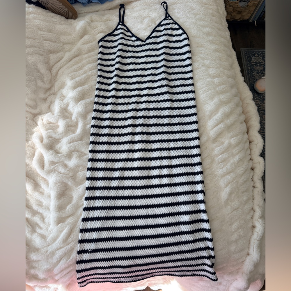 Zara Black and White Striped Pencil Skirt